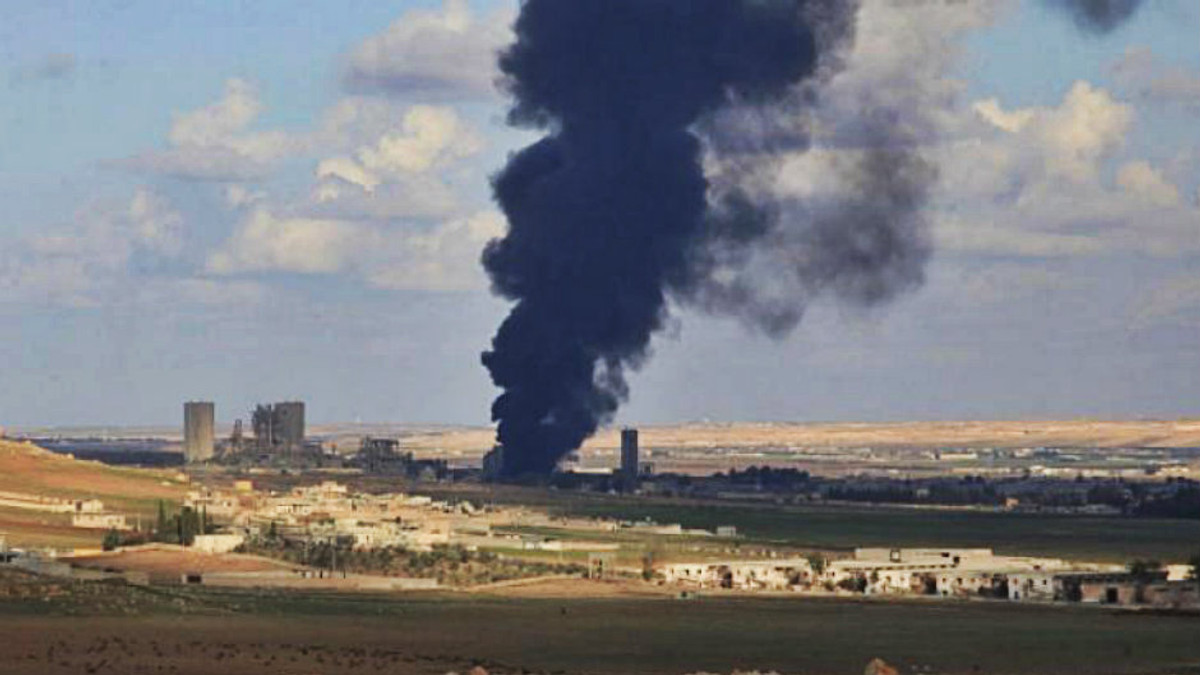 Російські бомбардувальники знищили пункт управління «Ісламської держави» в Сирії - фото 1