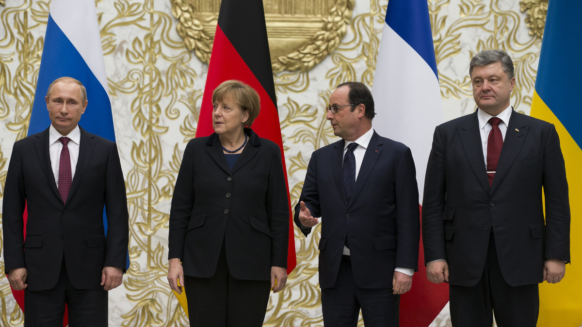 У Парижі домовилися про виведення іноземних військ з України - фото 1