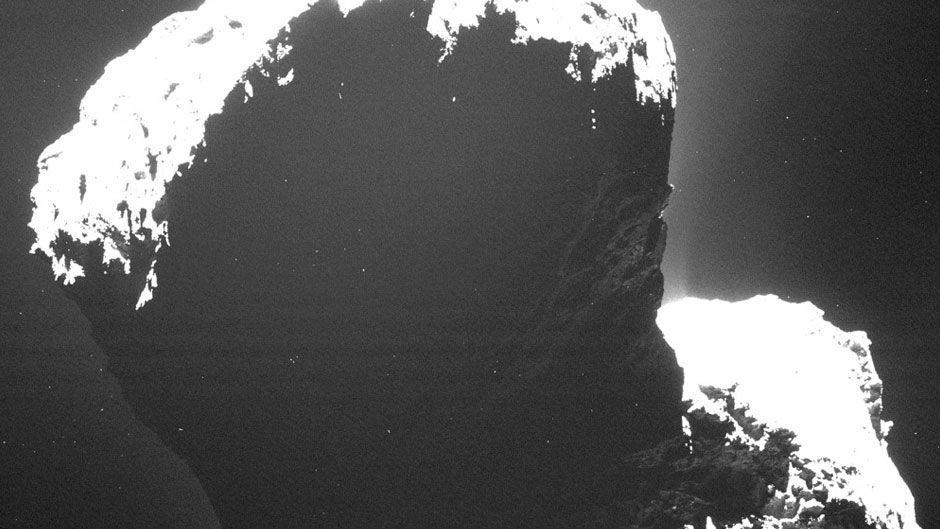 Зонд Rosetta показав темну сторону комети - фото 1