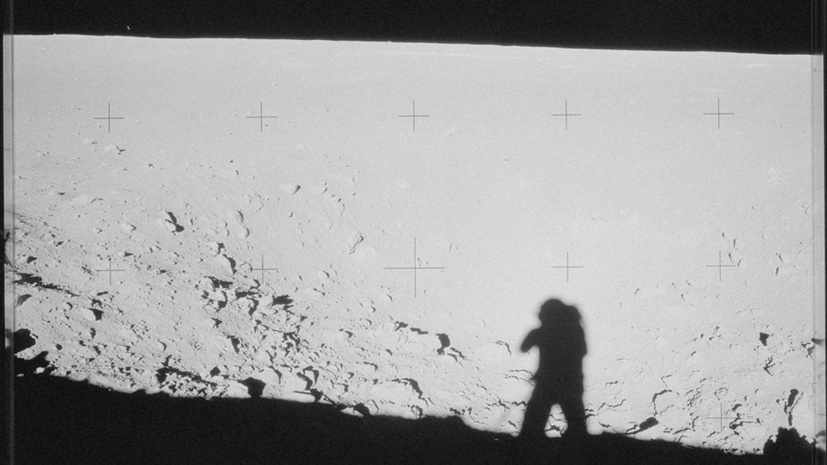 Нові знімки з архіву місій «Аполлон» зібрали в анімацію - фото 1