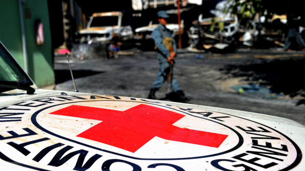 Червоний Хрест відправив на Донбас гуманітарну допомогу - фото 1