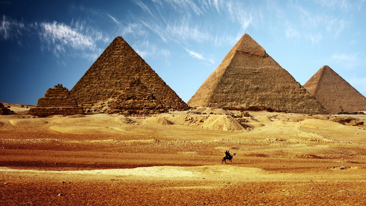 Єгипетcькі піраміди просканують космічними променями - фото 1