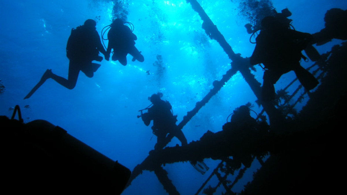 Археологи знайшли 20 затонулих кораблів біля Греції - фото 1