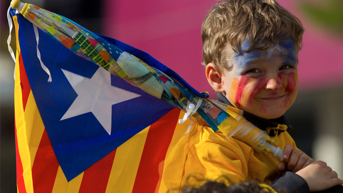 Парламент Каталонії схвалив резолюцію про незалежність від Іспанії - фото 1