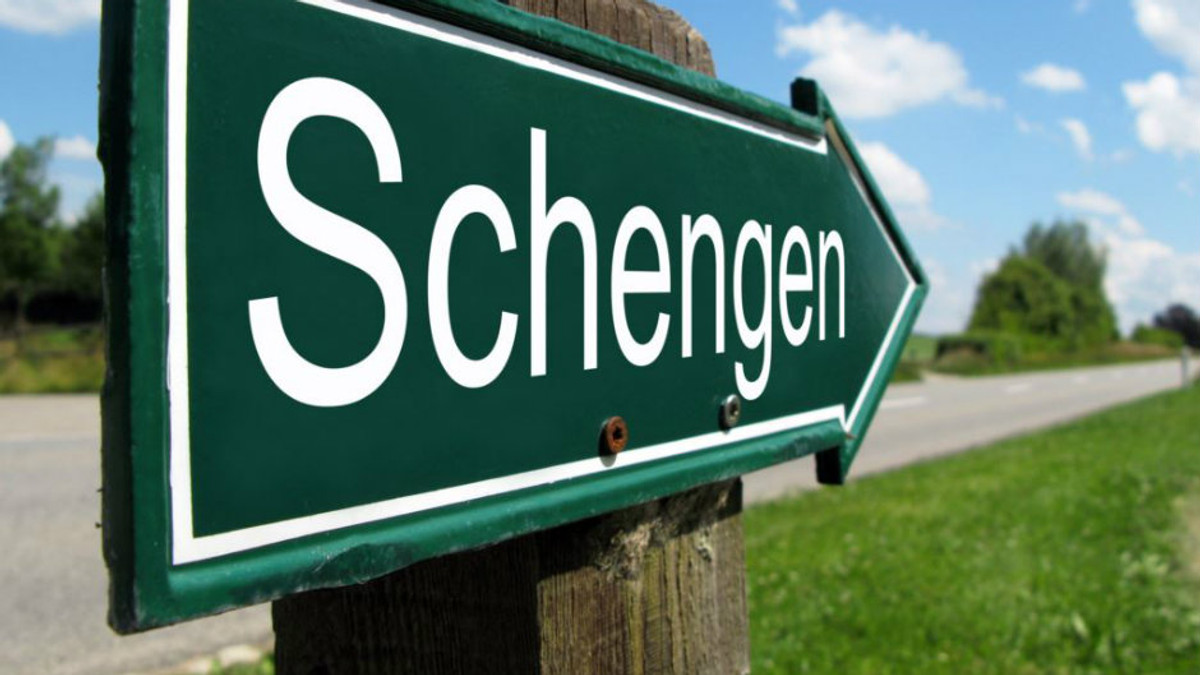 Франція закличе ЄС призупинити дію Шенгену - фото 1