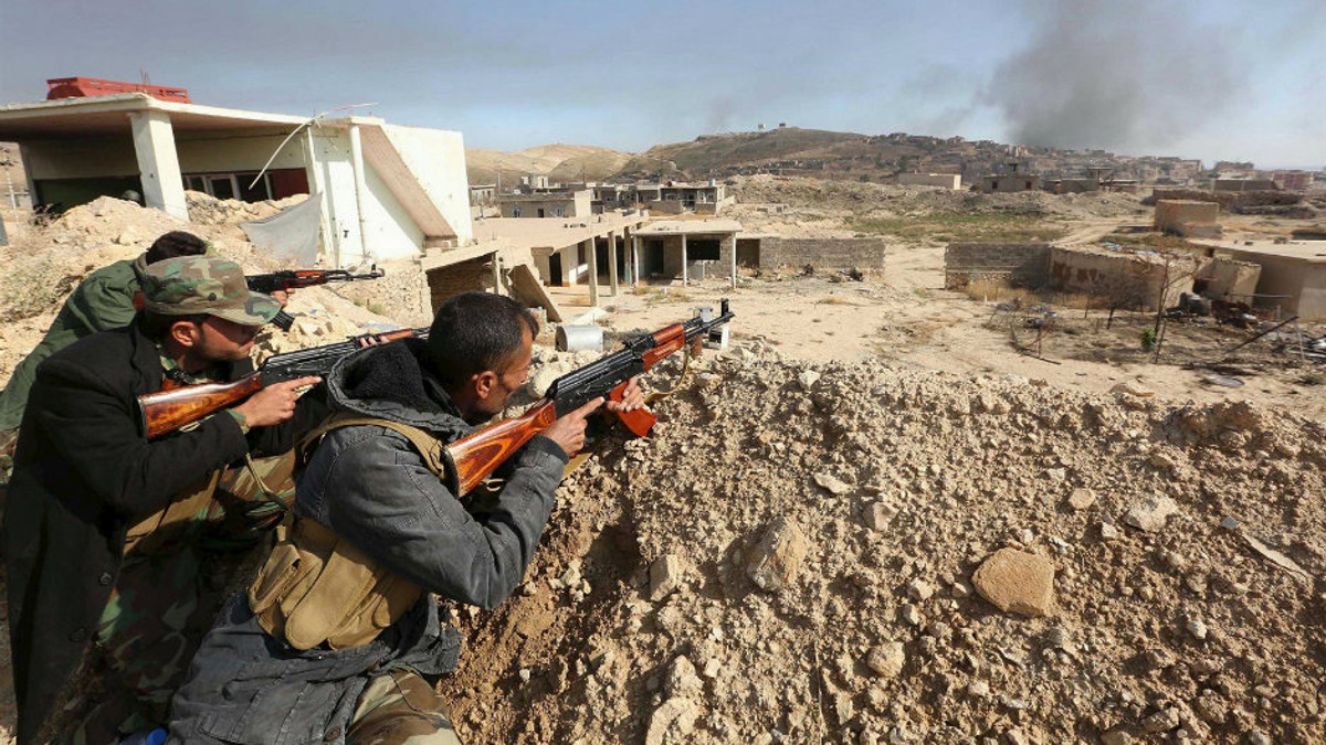 Армія Іраку готується до штурму міста Рамаді - фото 1