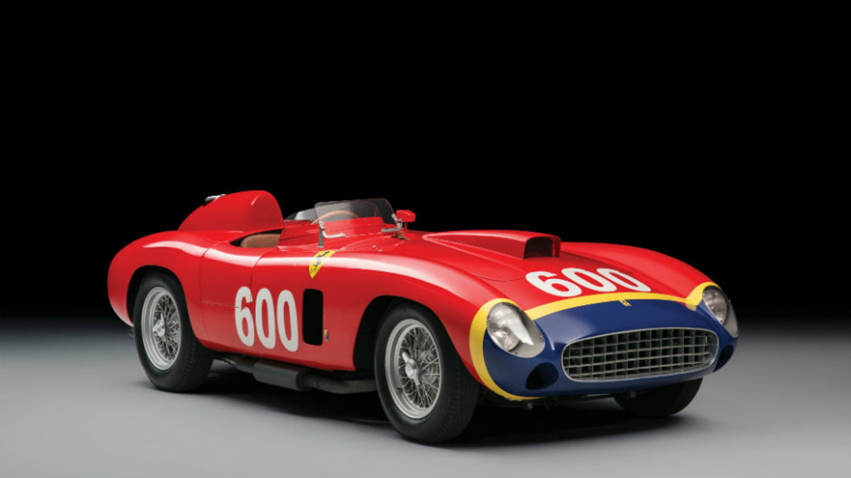 Класичний Ferrari 290 MM продали на аукціоні - фото 1