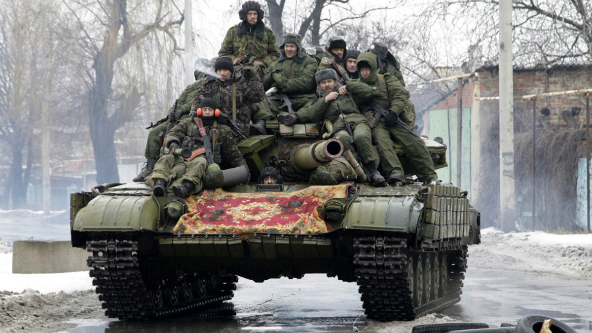 Бойовики «ДНР» зайшли під Маріуполь на бронетехніці - фото 1