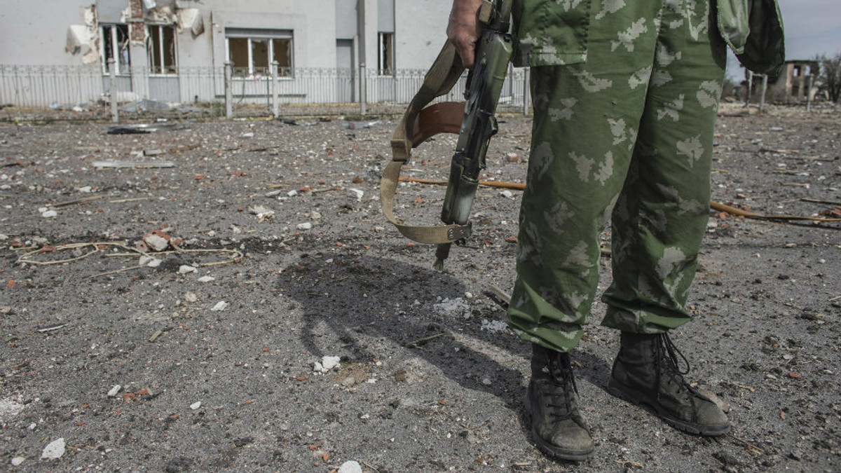 Бойовики проводять ротацію в Донецьку - фото 1