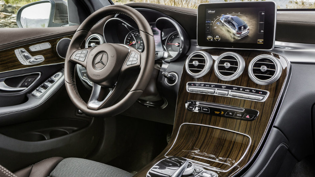 Розсекретили нове купе Mercedes (Відео) - фото 1