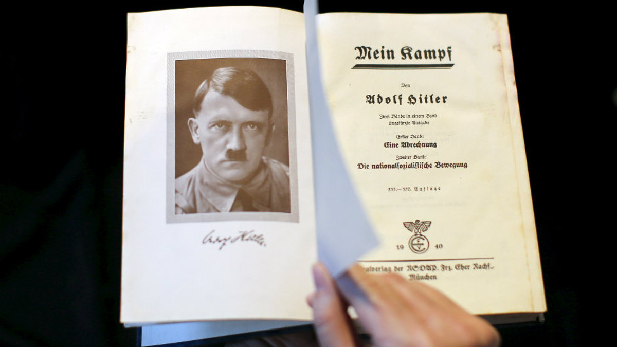Німці видадуть Mein Kampf Гітлера - фото 1