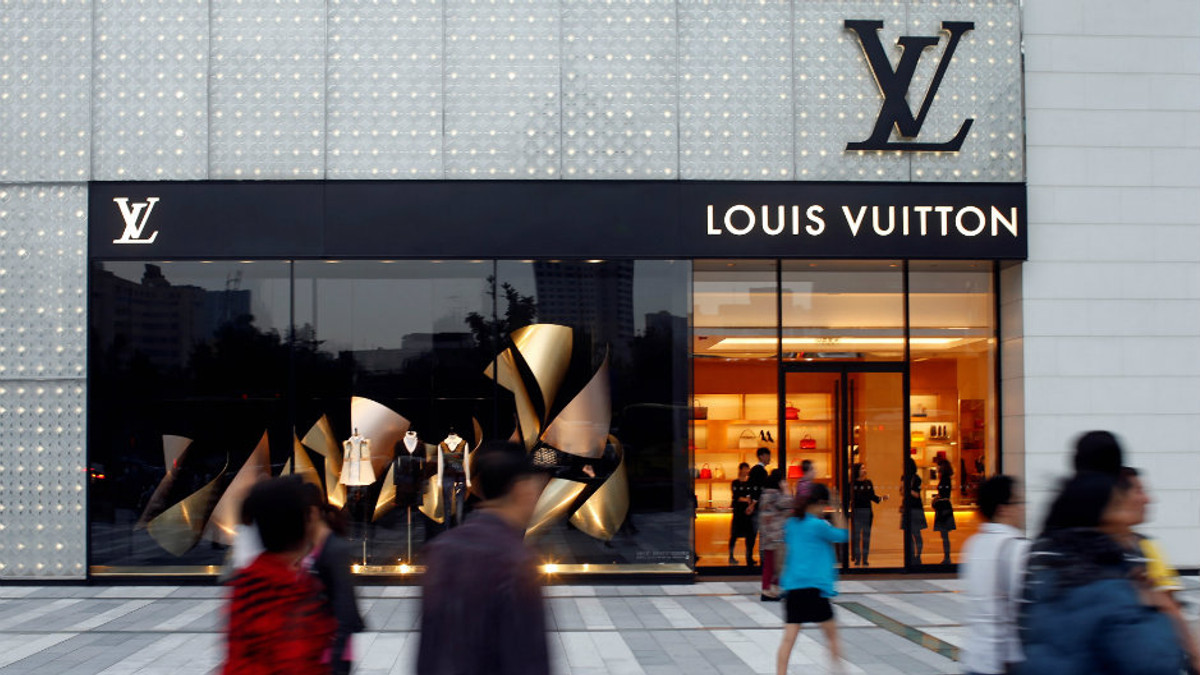 Louis Vuitton подав до суду на продавців підробок - фото 1