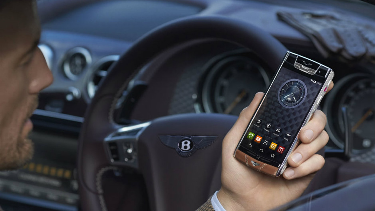 Bentley випустила ексклюзивний смартфон - фото 1