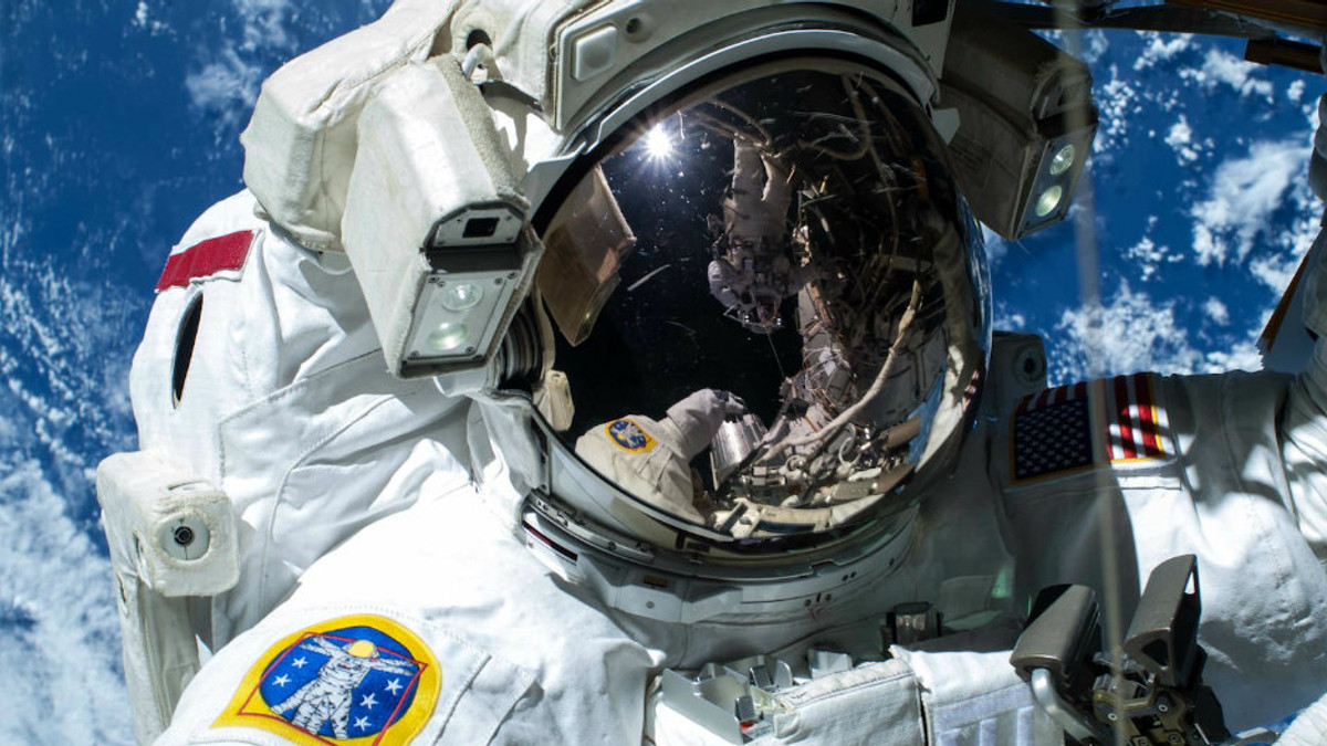 Вихід астронавтів у відкритий космос перервали - фото 1
