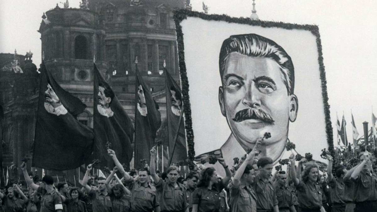 Пам'ятник Сталіну хочуть відновити у Севастополі - фото 1