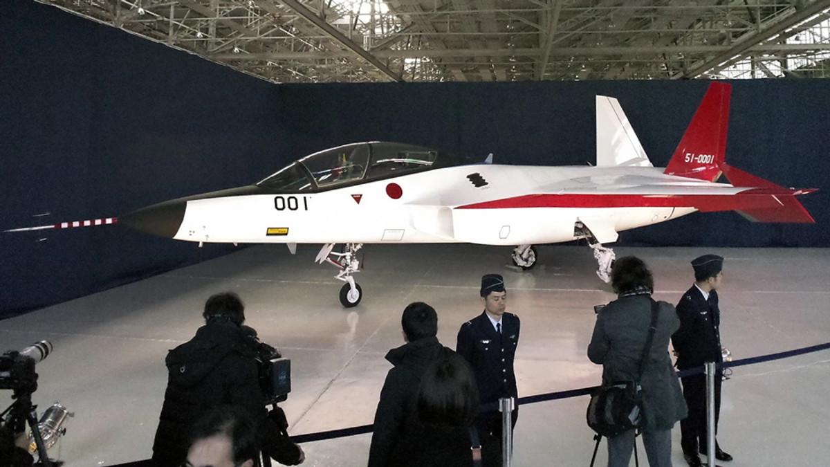 Японія показала новий стелс-винищувач (Відео) - фото 1