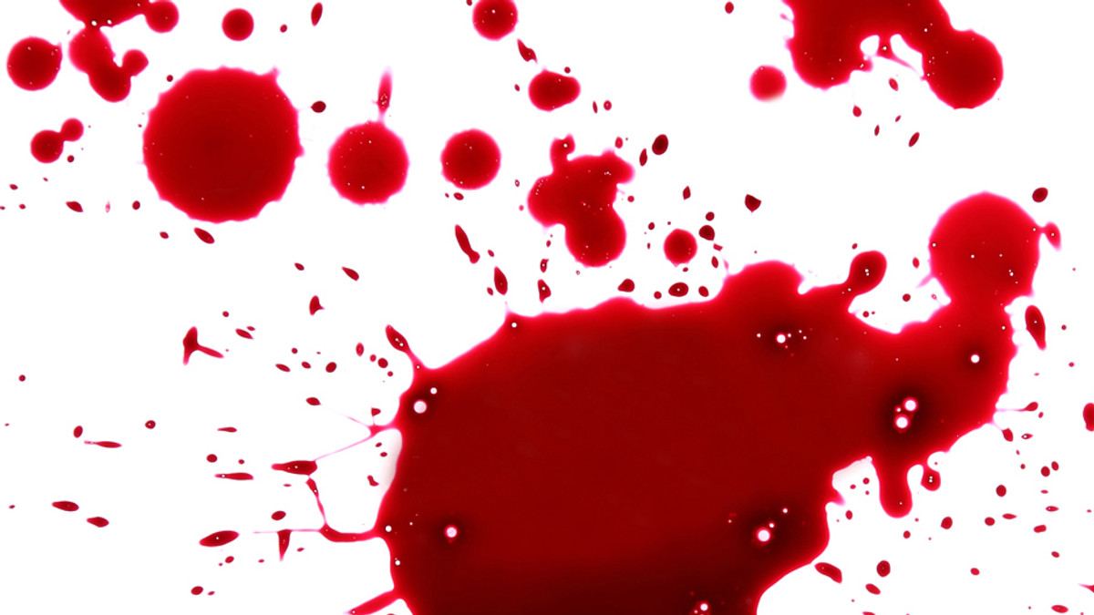 У Херсоні депутатів облили «кров’ю» - фото 1