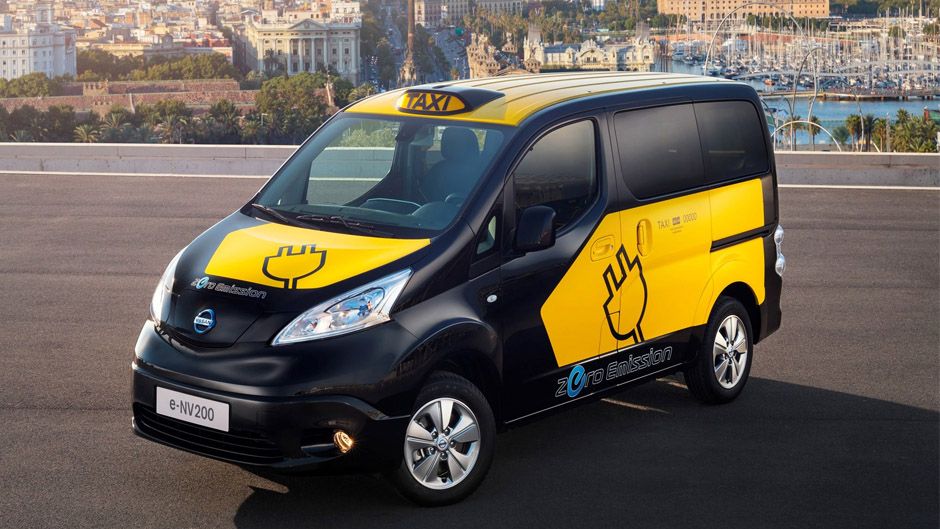 Електрокари Nissan зекономили $400 тис службам таксі - фото 1