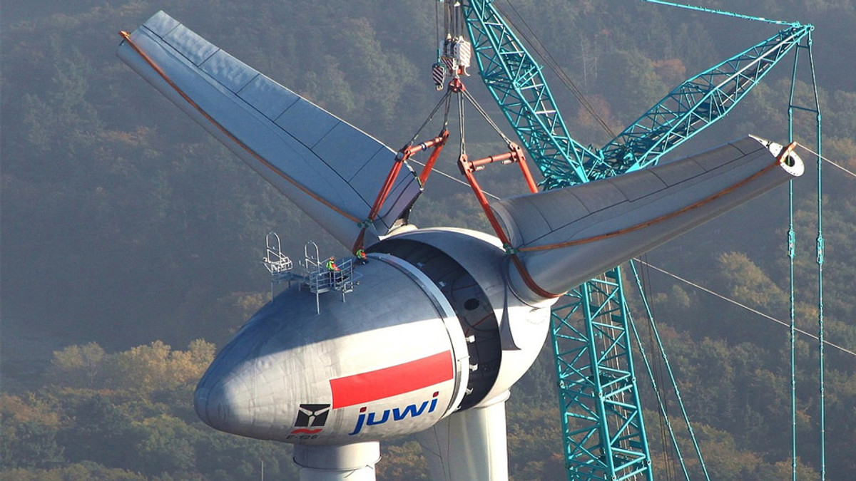 Enercon показала, як будують 200-метрову вітрову турбіну - фото 1