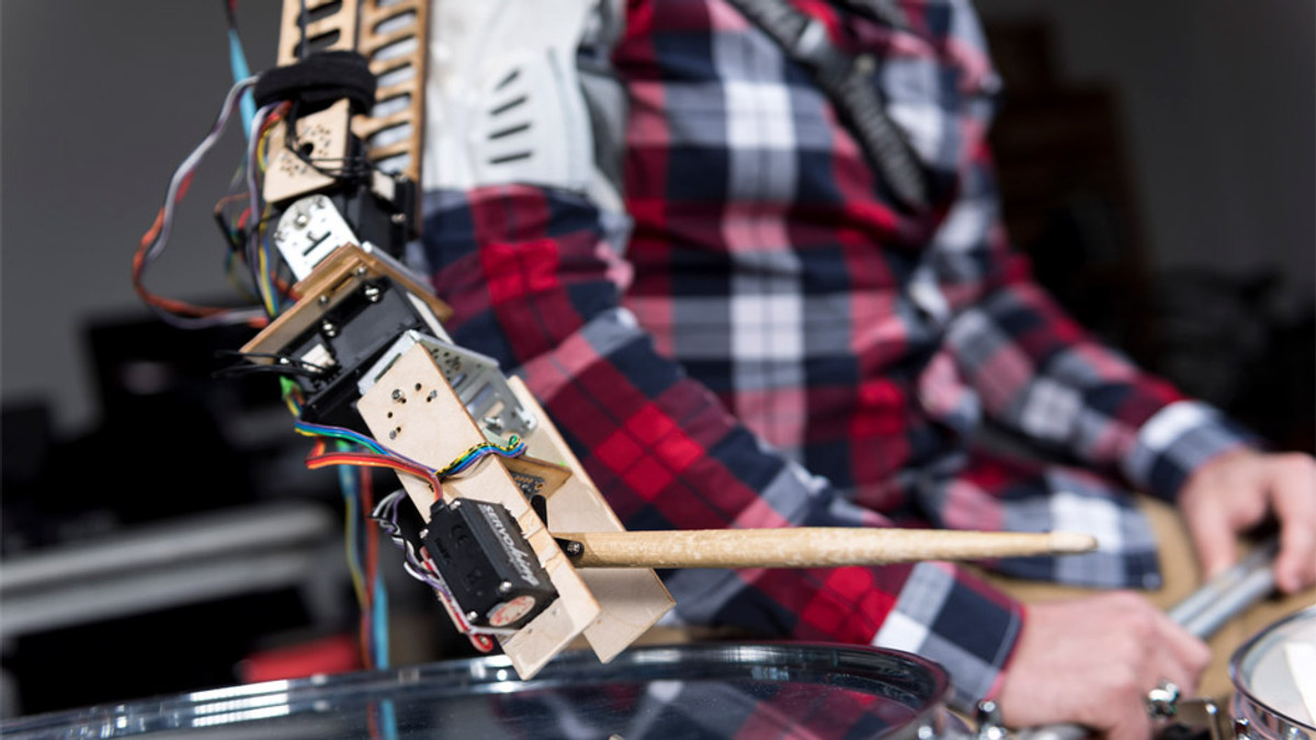 Вчені створили роботизовану руку для барабанщиків - фото 1