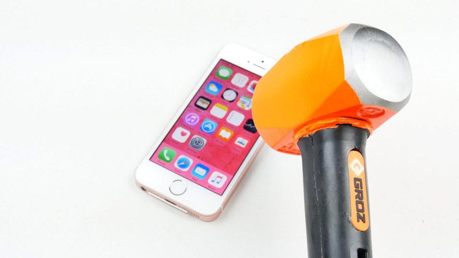 iPhone SE пройшов перший краш-тест