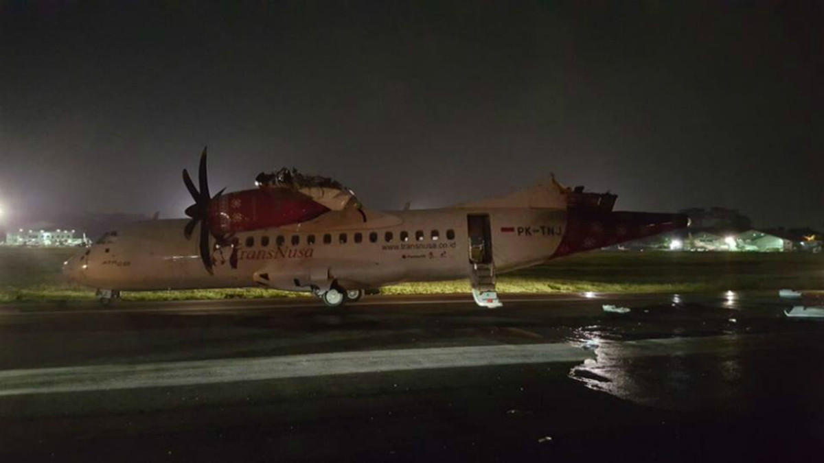 В аеропорту Джакарти зіткнулися два літака - фото 1