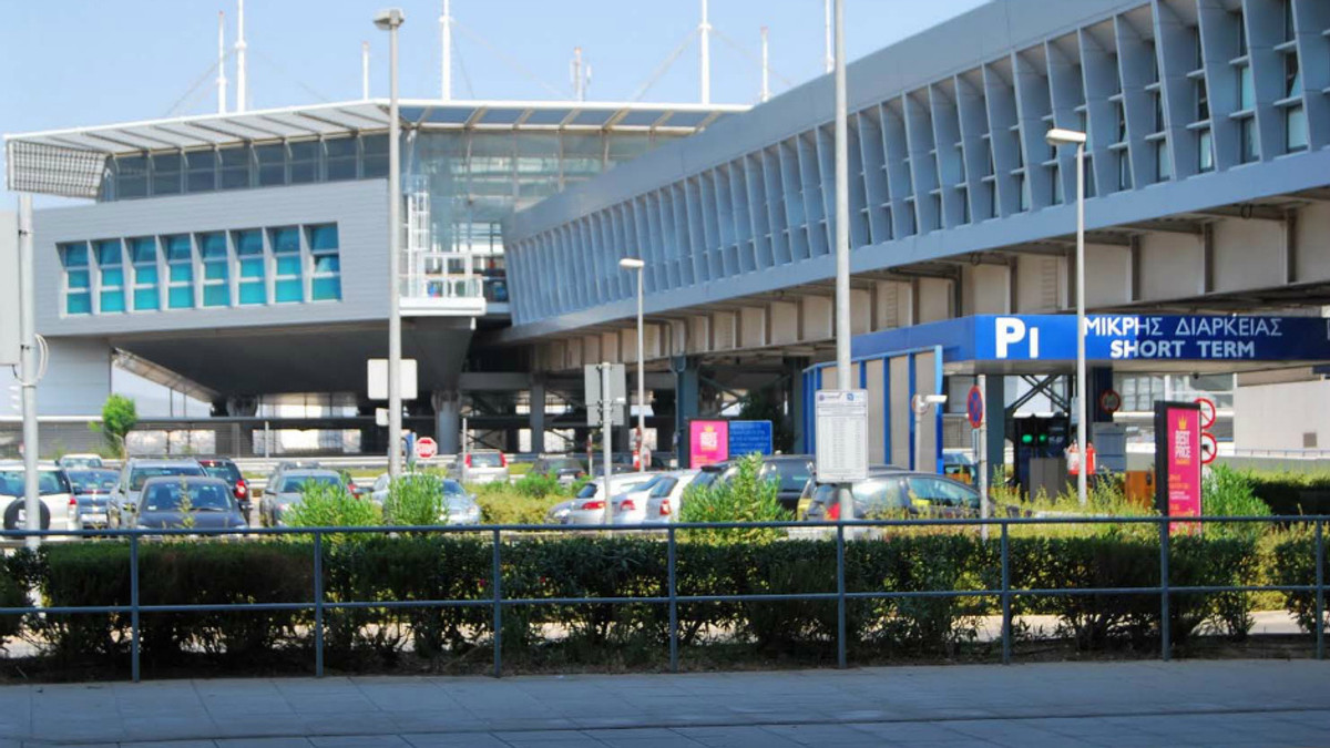 Завтра аеропорти Греції припинять роботу - фото 1