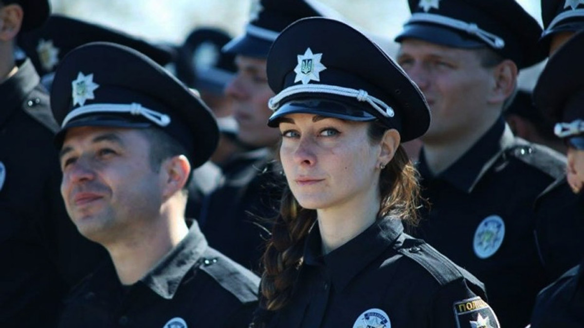 Нова поліція Запоріжжя склала присягу на Хортиці - фото 1