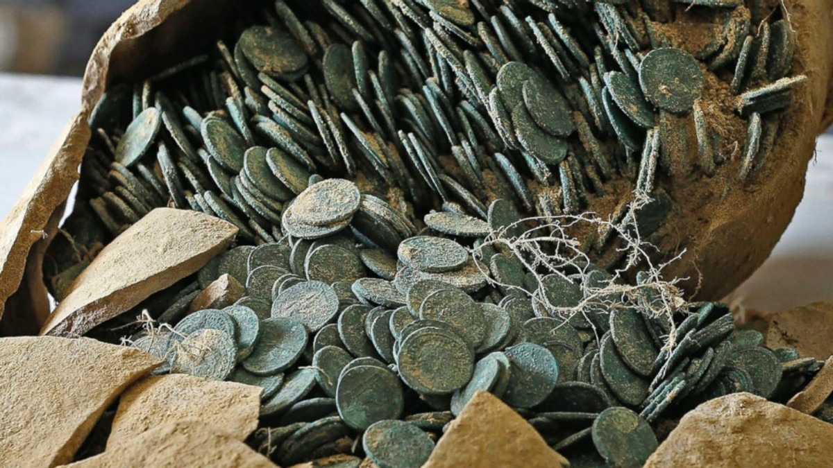 Іспанці віднайшли скарб давньоримських монет - фото 1