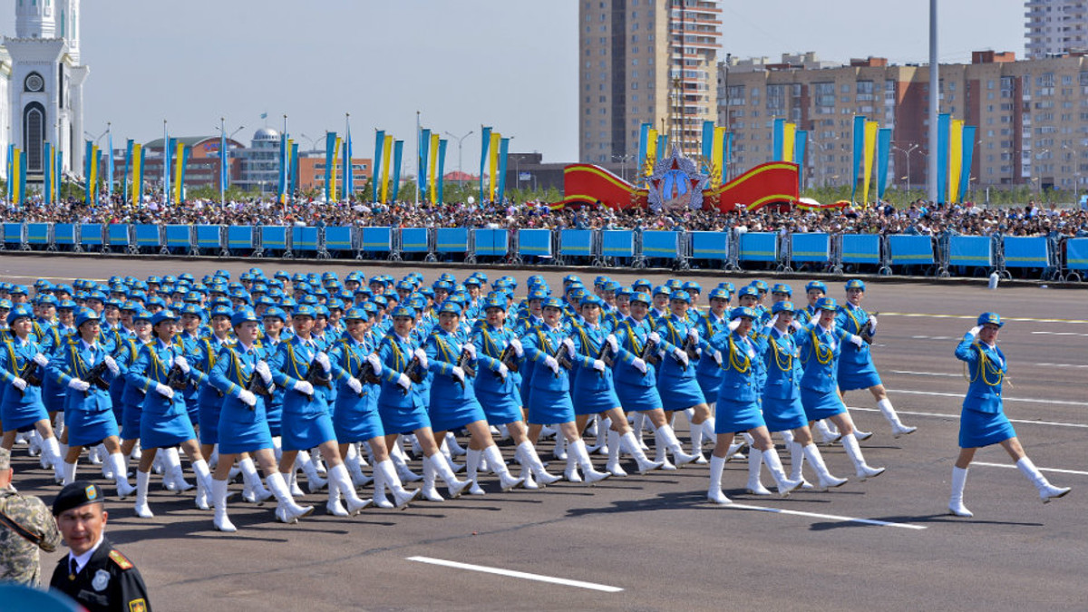 Казахстан не проводитиме військовий парад на 9 травня - фото 1
