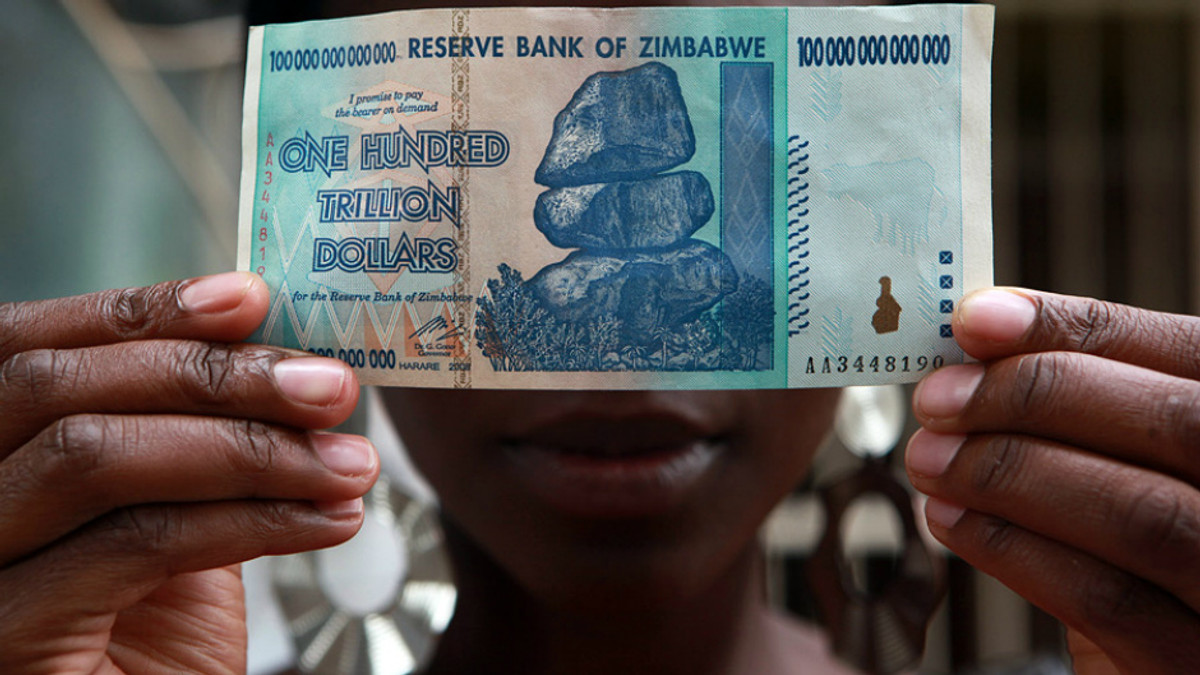 У Зімбабве друкуватимуть «замінники» американських доларів - фото 1