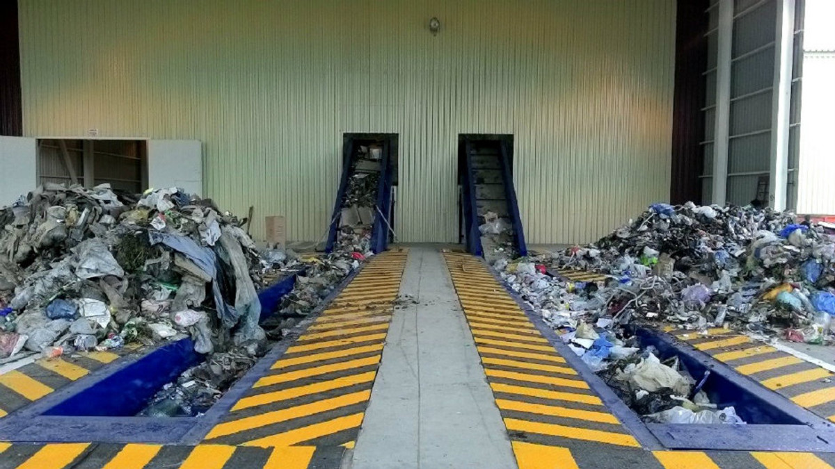 На Донеччині збудують центри утилізації відходів - фото 1