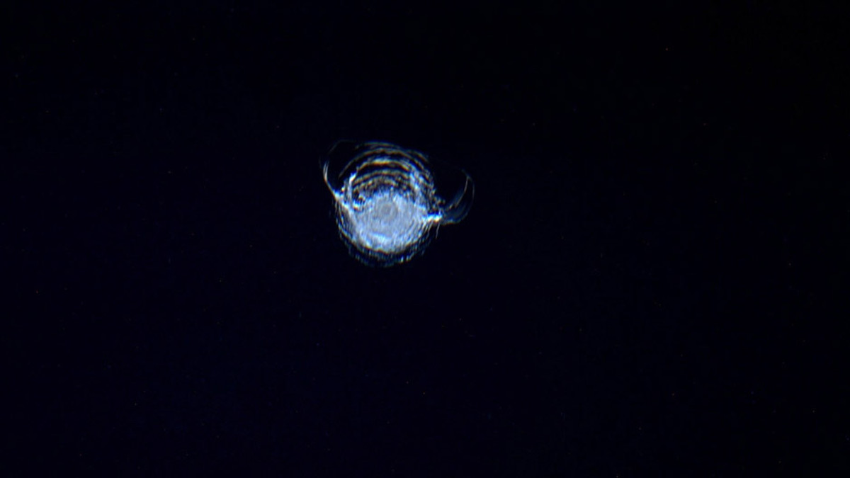 Порошинка з космосу зробила тріщину в МКС - фото 1