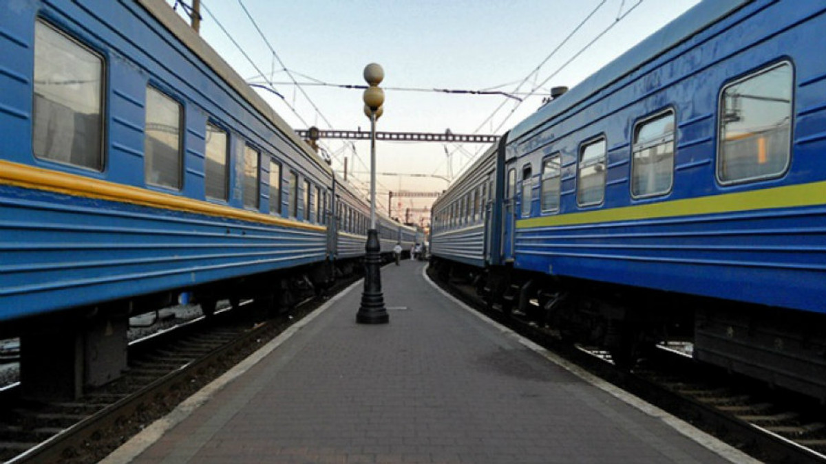 Укрзалізниця купить локомотивів на €150 млн - фото 1
