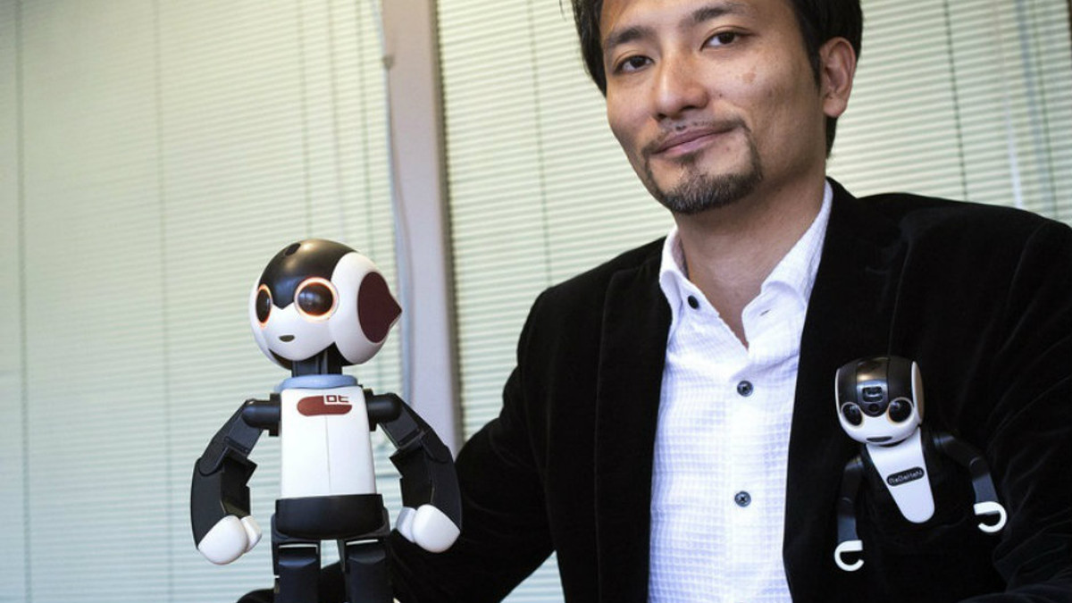 Японці випустили перший у світі роботофон - фото 1