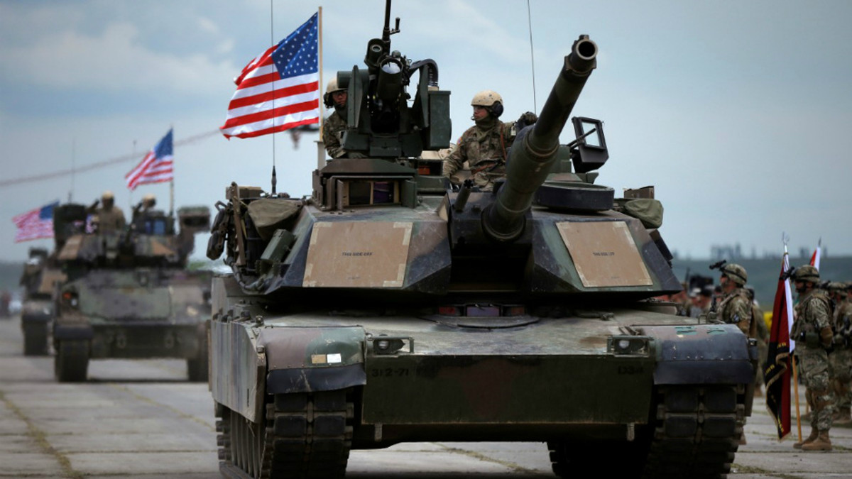 США розмістить танкову бригаду в Європі у 2017 - фото 1