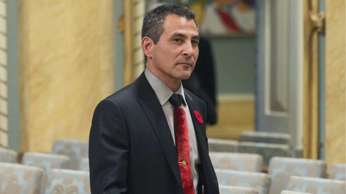 Канадський міністр звільнився через «проблеми із залежністю» - фото 1