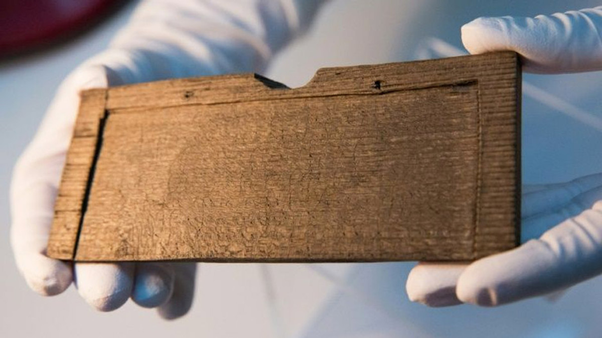 У Лондоні знайшли дерев’яні «рукописи» з I ст. - фото 1