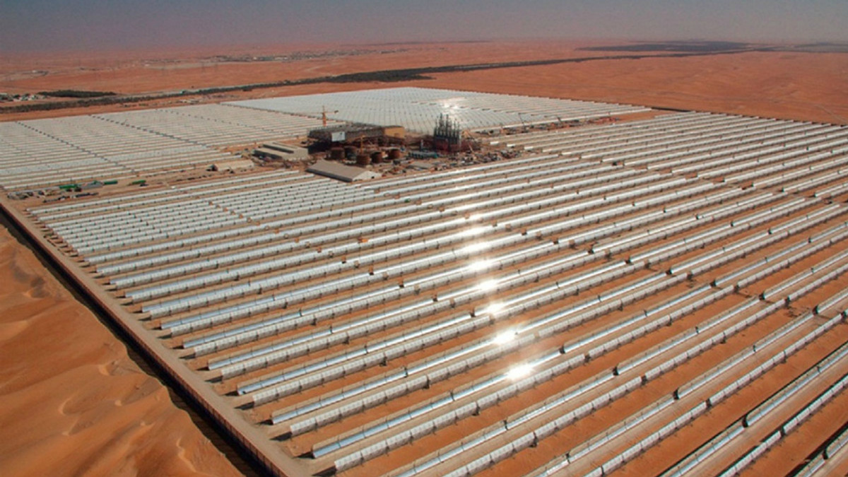 У Дубаї зведуть найбільшу сонячну електростанцію в світі - фото 1