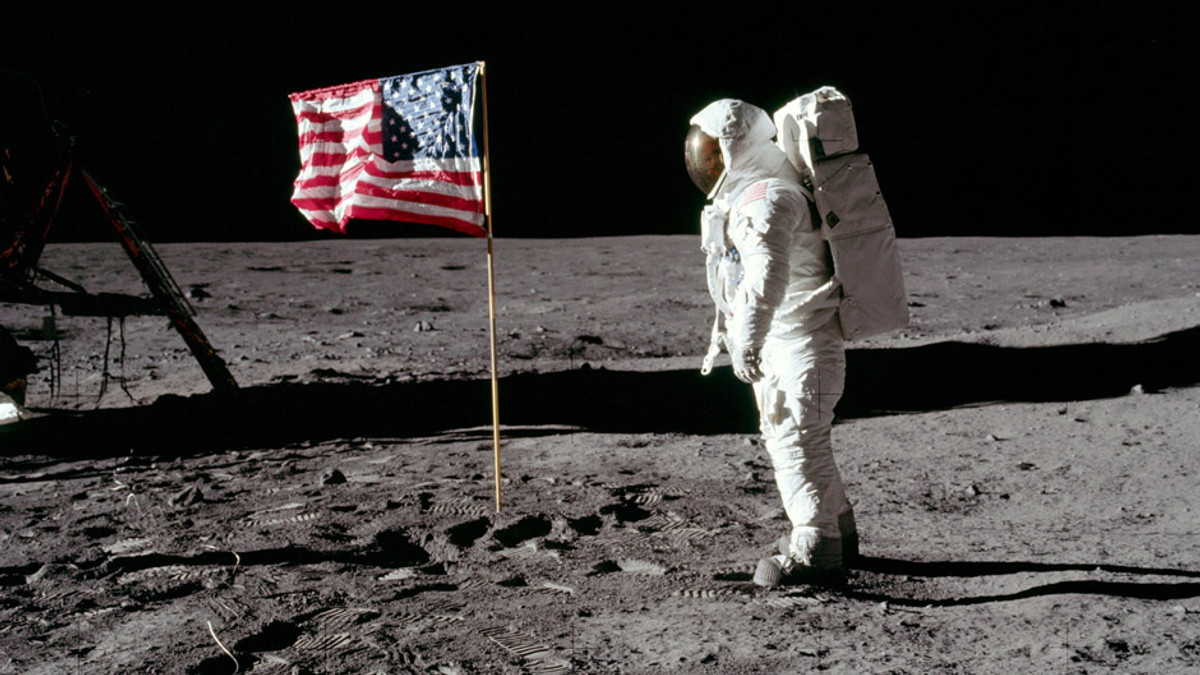 США відновлять польоти на Місяць - фото 1