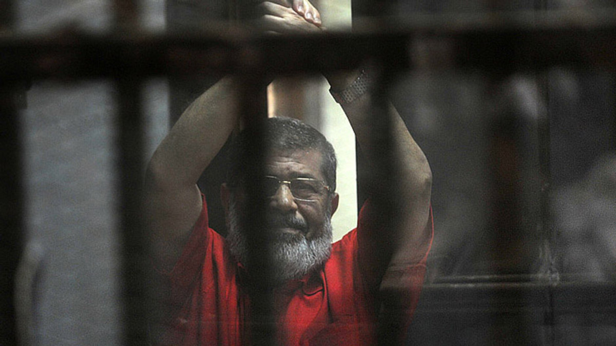Екс-президента Єгипту знову засудили до довічного - фото 1