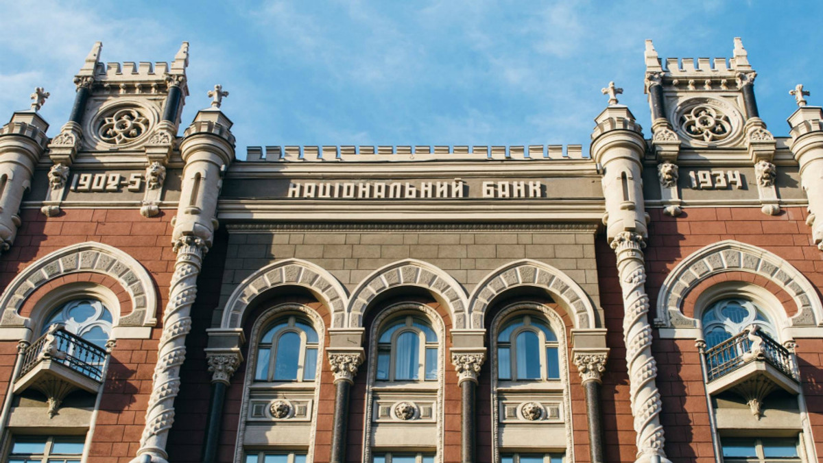 Банки України вперше за 13 місяців отримали прибуток - фото 1