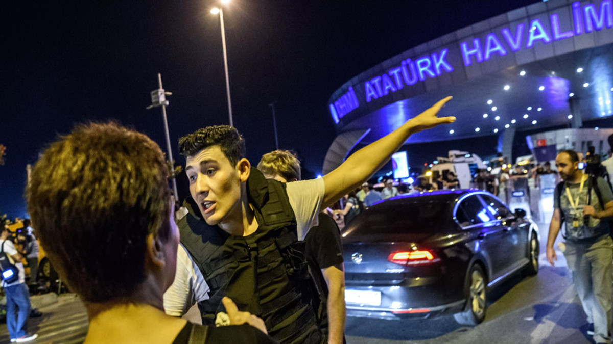 Опублікували фото смертника, який скоїв теракт у Стамбулі - фото 1