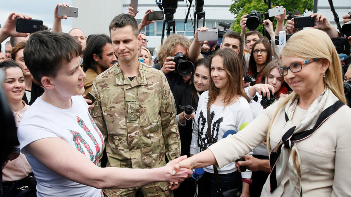 Савченко розповіла про стосунки з Порошенком і Тимошенко - фото 1