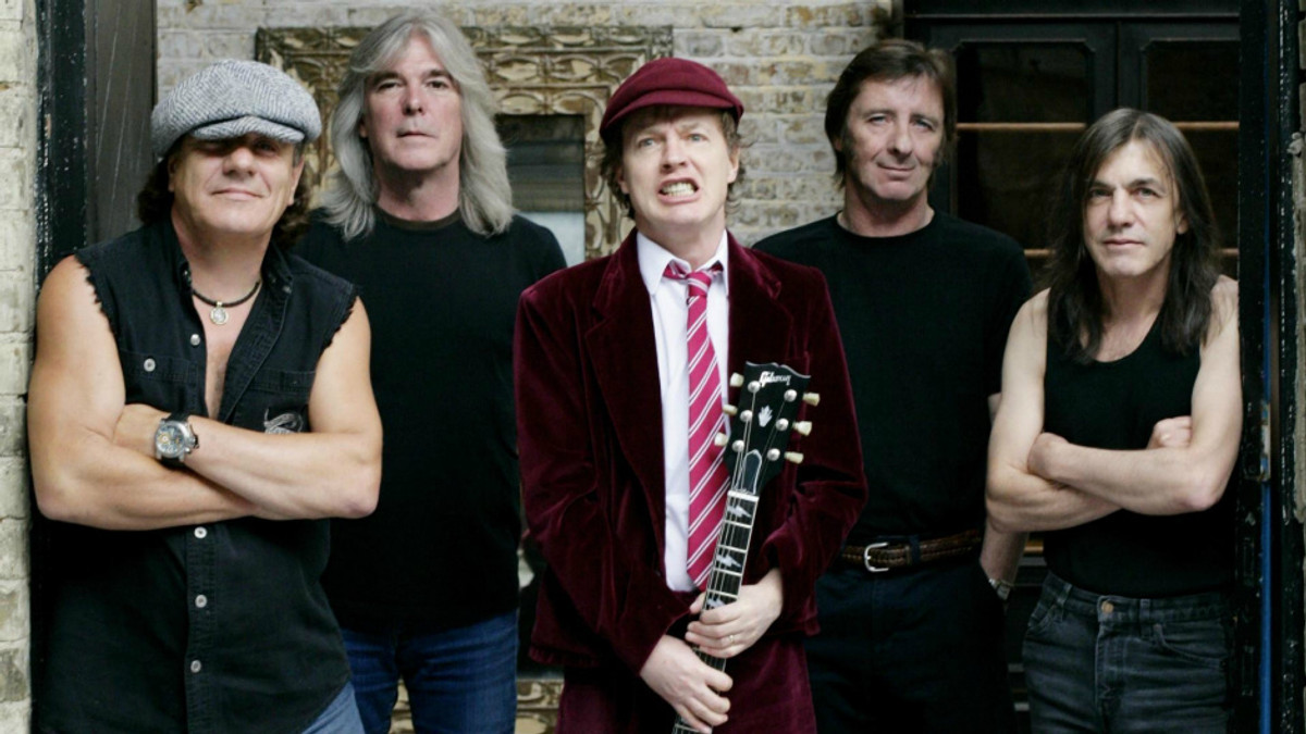 Бас-гітарист AC/DC покине гурт - фото 1
