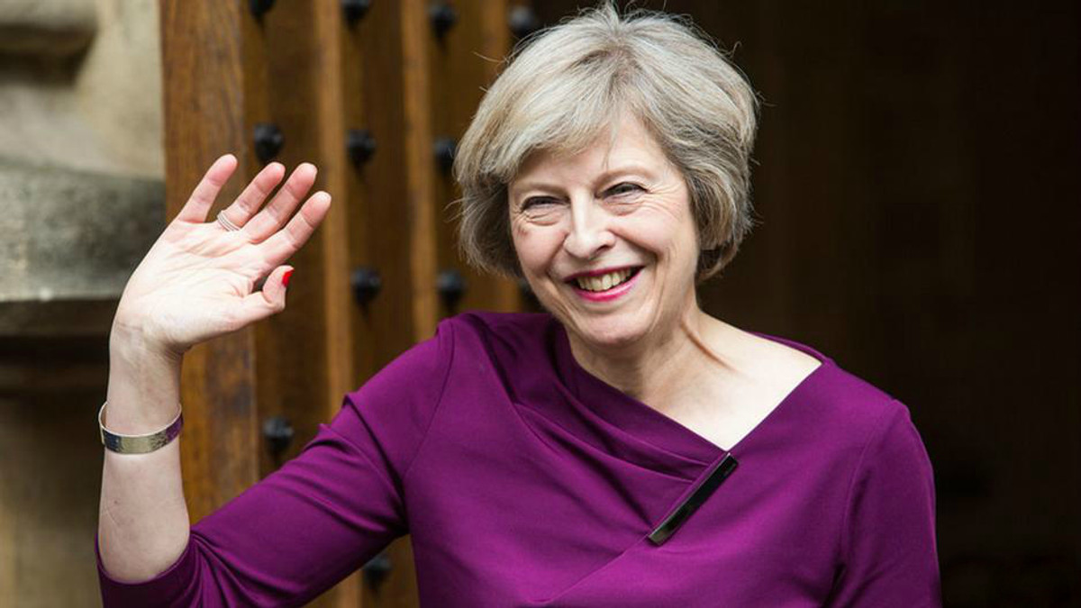 Тереза Мей стає на посаду нового прем'єра Британії - фото 1
