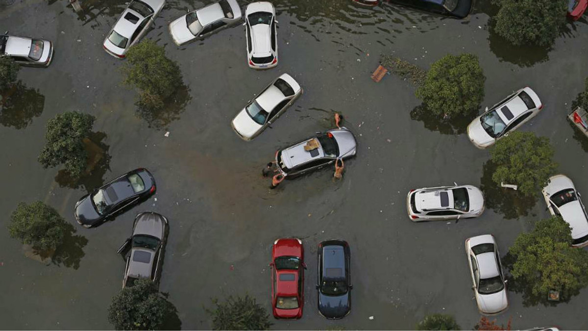 Через повінь у Китаї загинули 237 осіб - фото 1