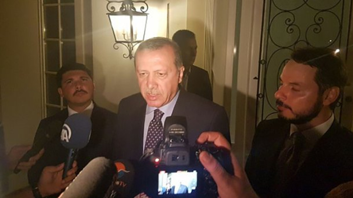 Президент Туреччини назвав військовий переворот "подарунком Бога" - фото 1