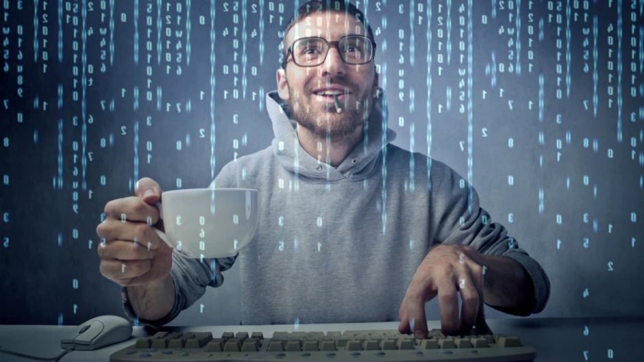 З'ясували, скільки IT-фахівців виїхали з України за останні 2 роки - фото 1