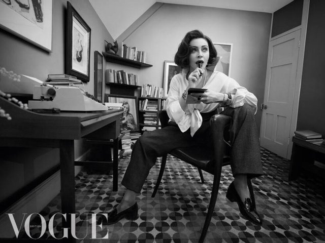Мадонна ніжиться у ванній на новій обкладинці Vogue - 325640 Мадонна ніжиться у ванній на новій обкладинці Vogue - фото 325640